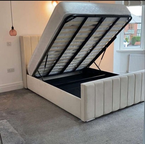 Ottoman winged bed - winged,